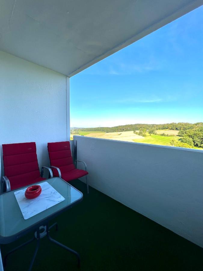 Stilvolles Apartment Mit Laendlichem Ausblick Хаттинген Экстерьер фото
