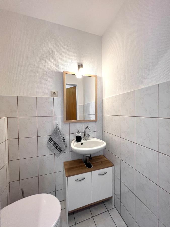 Stilvolles Apartment Mit Laendlichem Ausblick Хаттинген Экстерьер фото